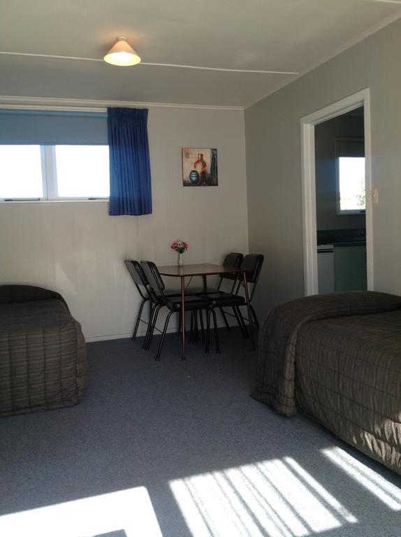 Camberley Court Motel Хейстингс Номер фото